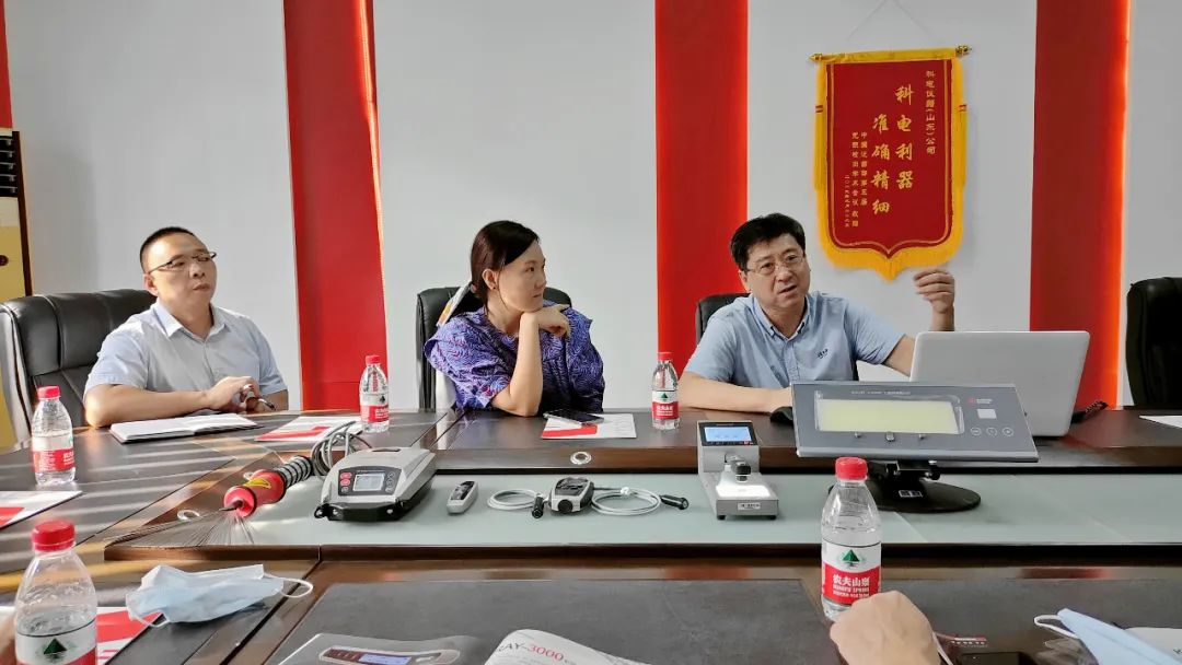 戳我試試