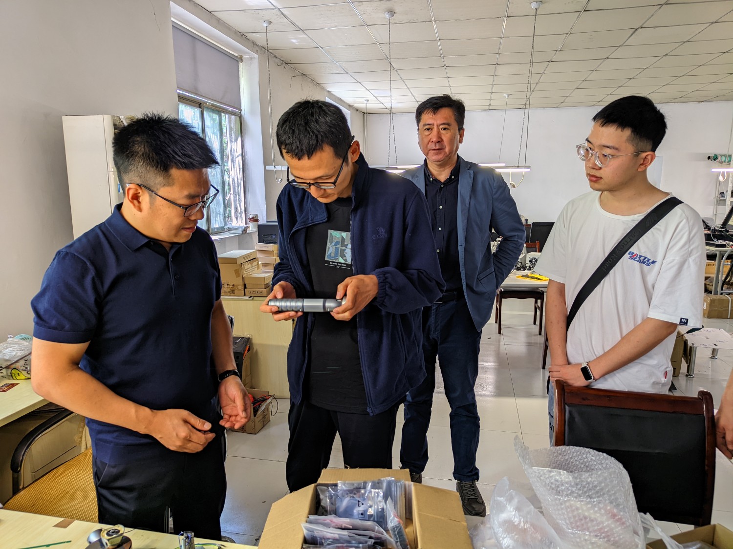 戳我試試
